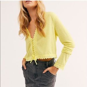 Third date top yellow xs